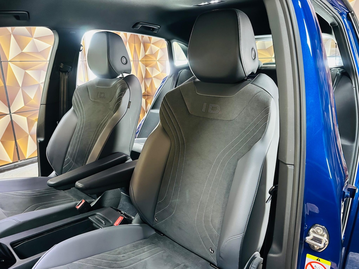 Used Volkswagen ID.4 2022 for sale - 76619657: Photo 30