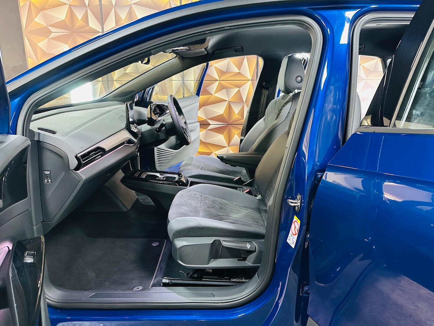 Used Volkswagen ID.4 2022 for sale - 76619657: Photo 66