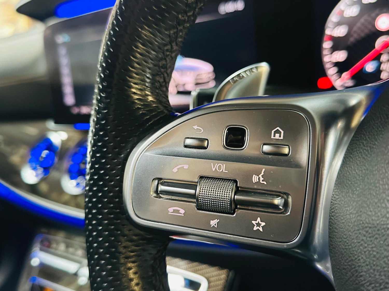 Used Mercedes-Benz CLS 2018 for sale - 77132089: Photo 50