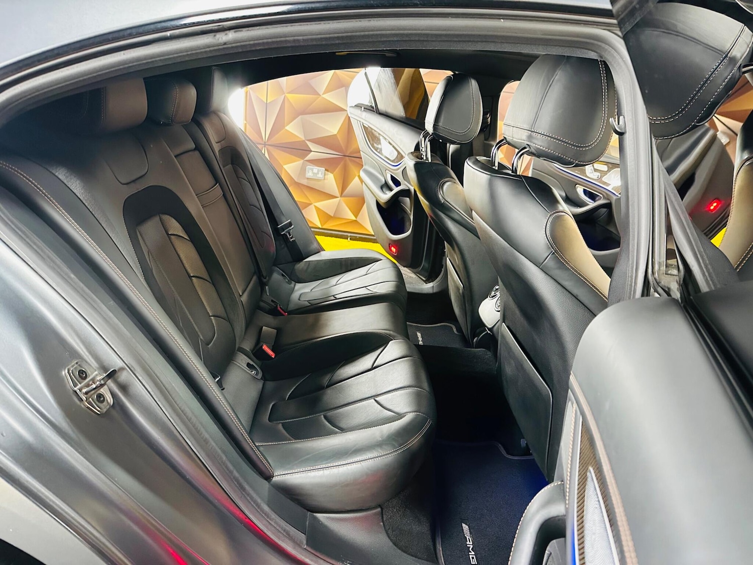 Used Mercedes-Benz CLS 2018 for sale - 77132089: Photo 64