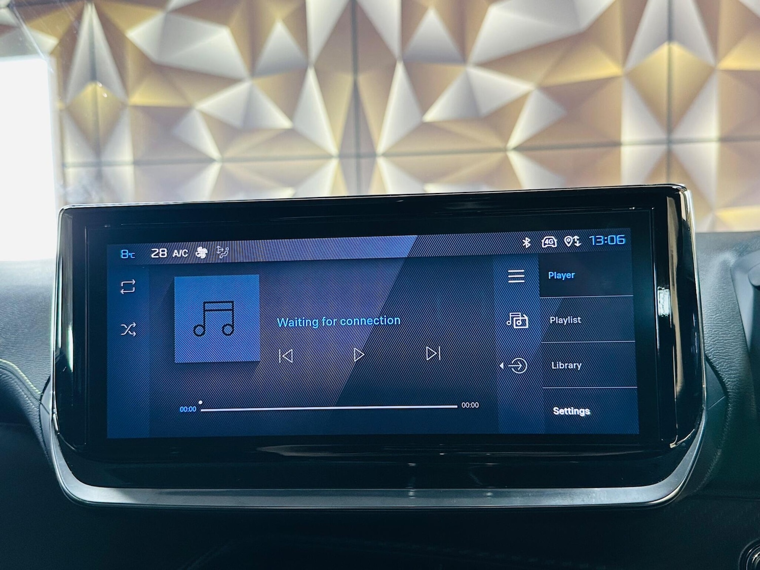 Used Peugeot 2008 2024 for sale - 77290632: Photo 58