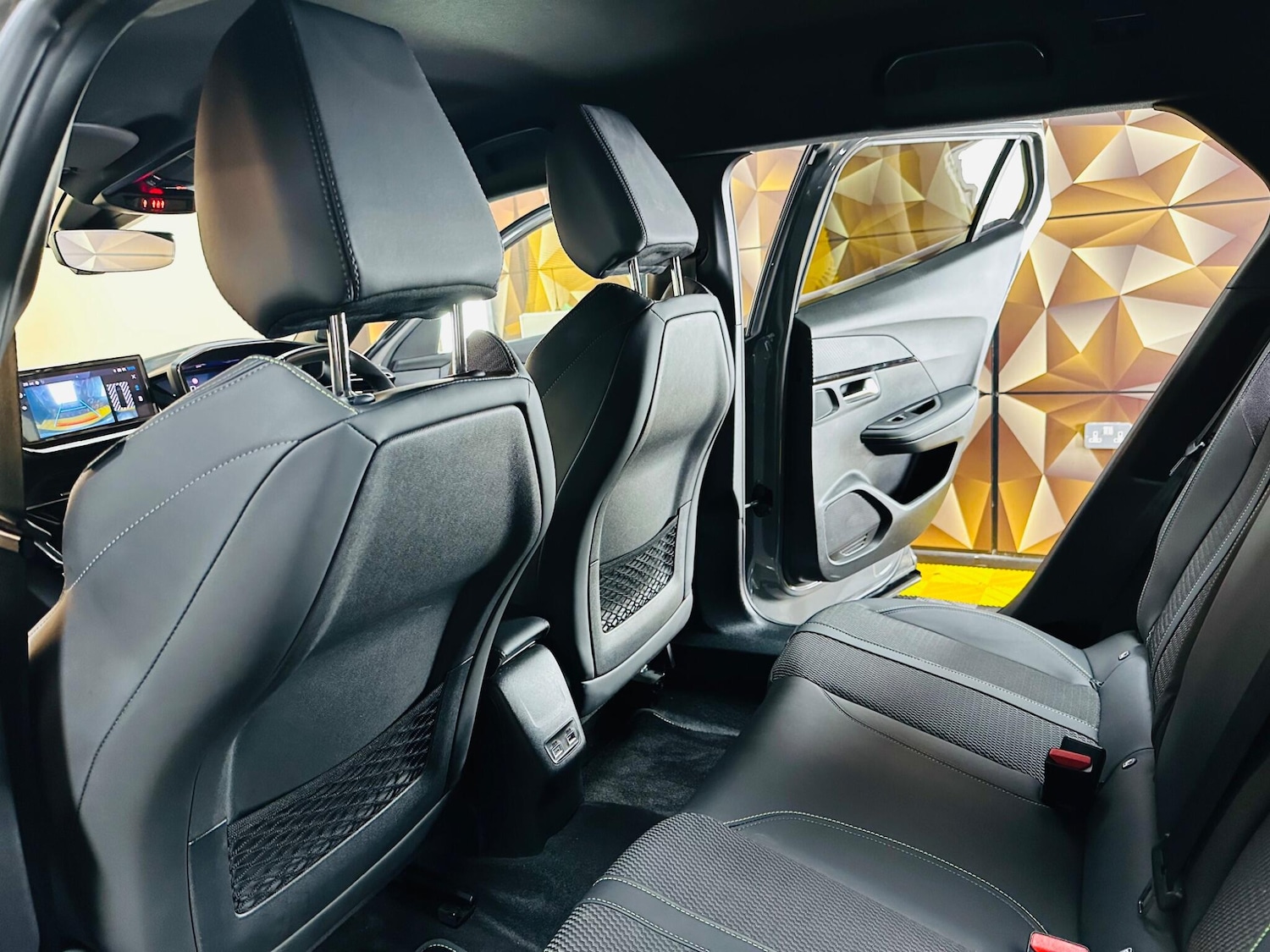 Used Peugeot 2008 2024 for sale - 77290632: Photo 62