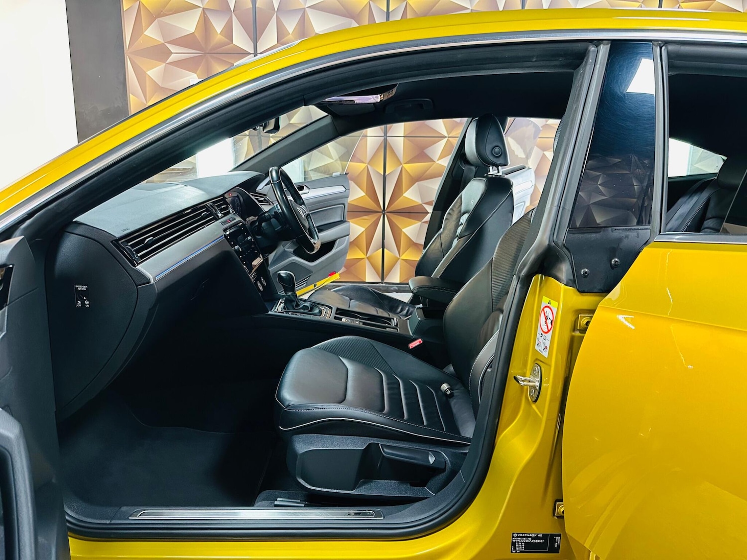 Used Volkswagen Arteon 2018 for sale - 76898778: Photo 65