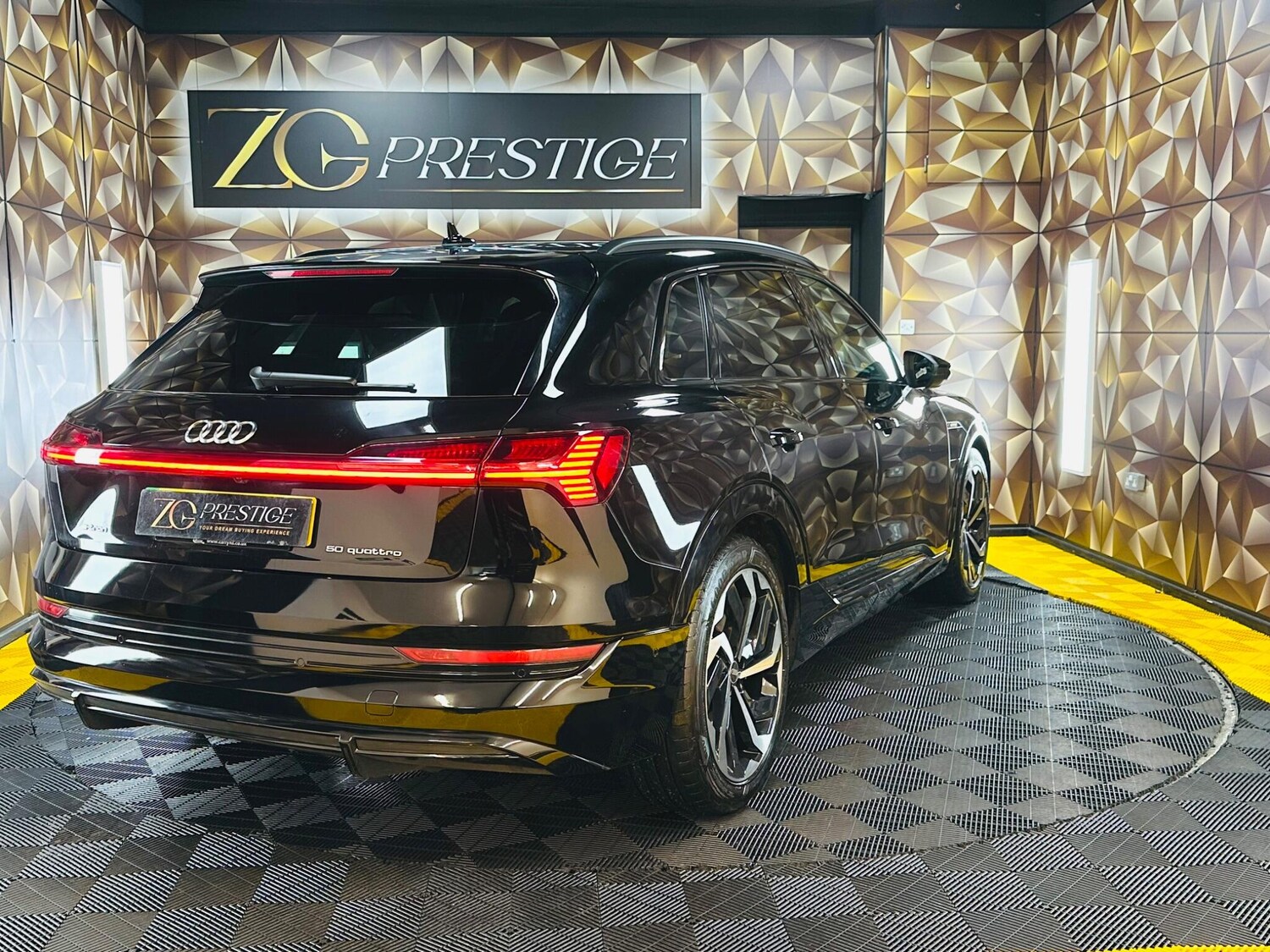 Used Audi e-tron 2022 for sale - 77455545: Photo 33