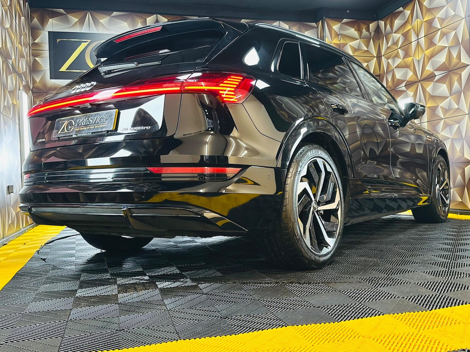 Used Audi e-tron 2022 for sale - 77455545: Photo 40