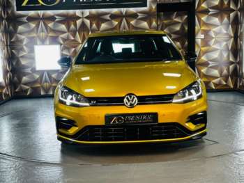 Used Volkswagen Golf 2019 for sale - 74875888: Photo