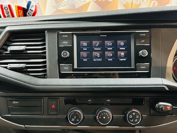 Used Volkswagen Transporter 2021 for sale - 76247789: Photo 62