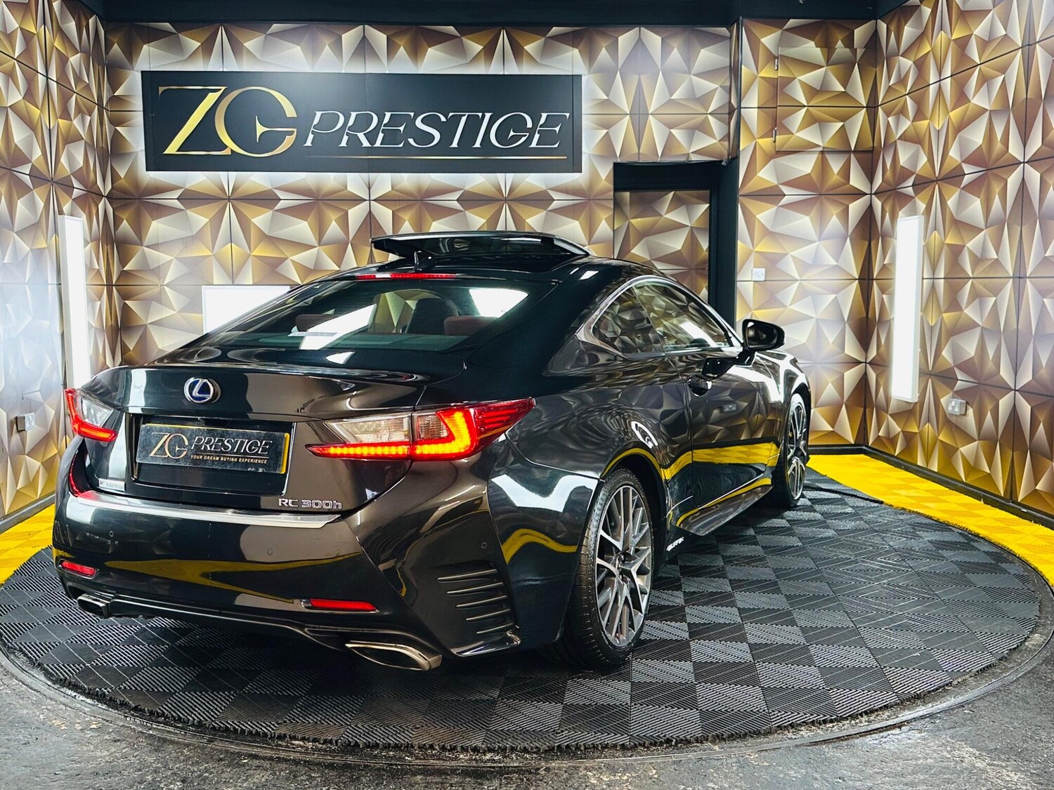 Used Lexus RC 2017 for sale - 77479216: Photo 27