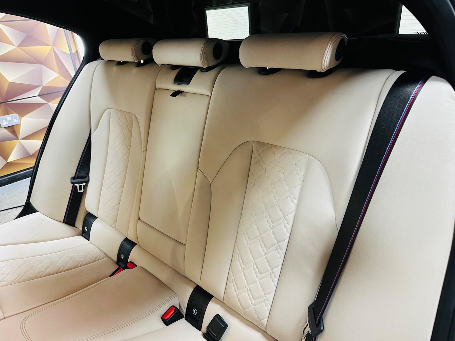 Used BMW 3 Series 2019 for sale - 76499661: Photo 14