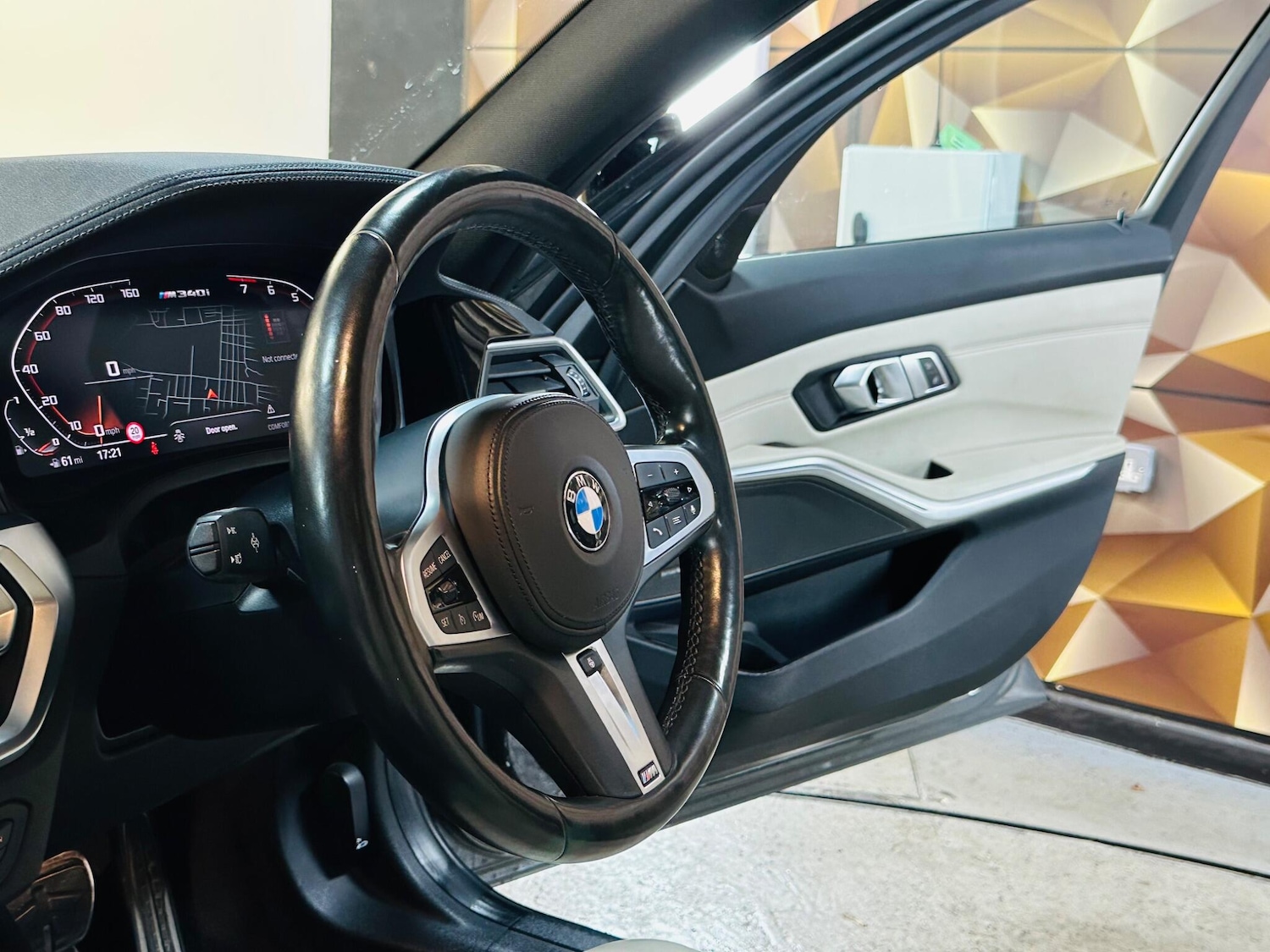 Used BMW 3 Series 2019 for sale - 76499661: Photo 18