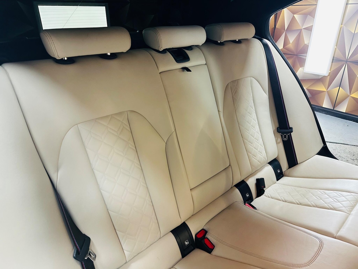 Used BMW 3 Series 2019 for sale - 76499661: Photo 22