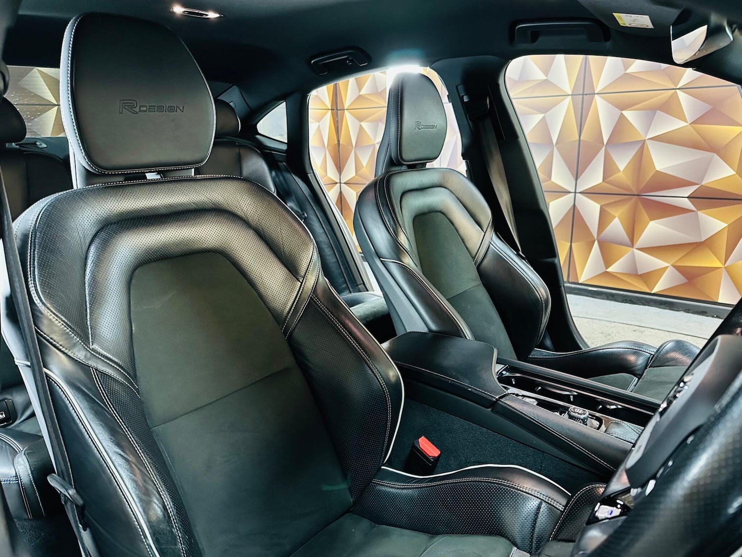 Used Volvo S90 2018 for sale - 76714831: Photo 18