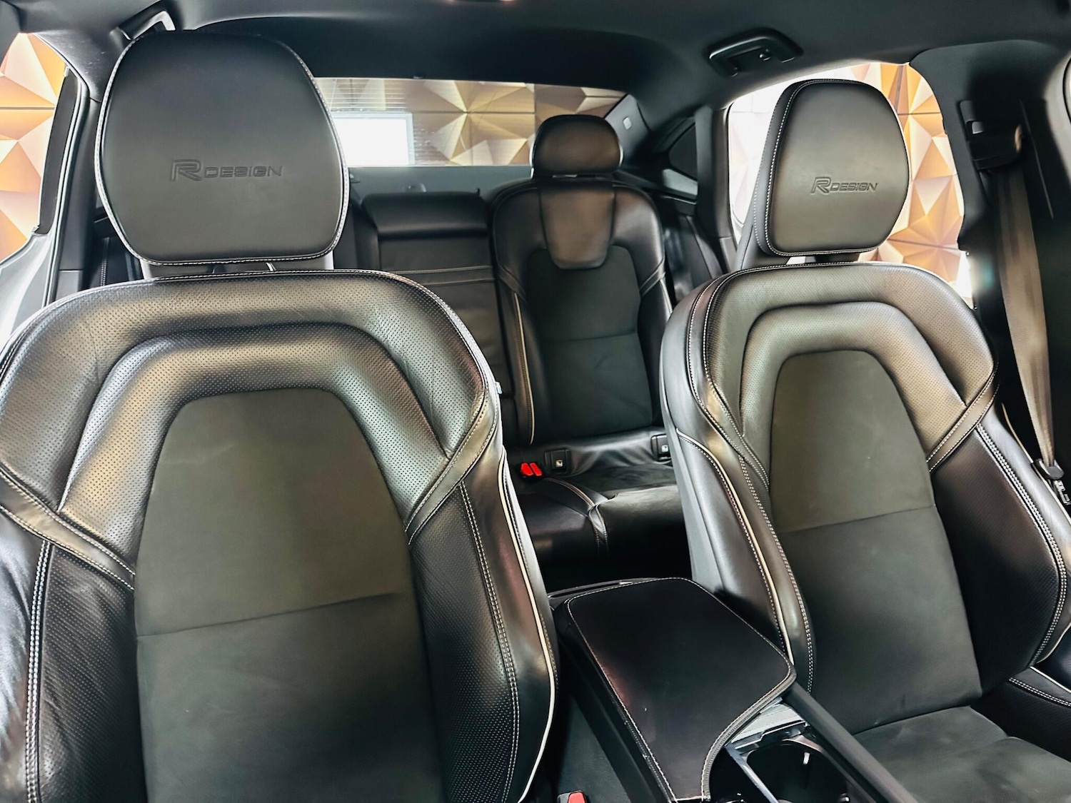 Used Volvo S90 2018 for sale - 76714831: Photo 22