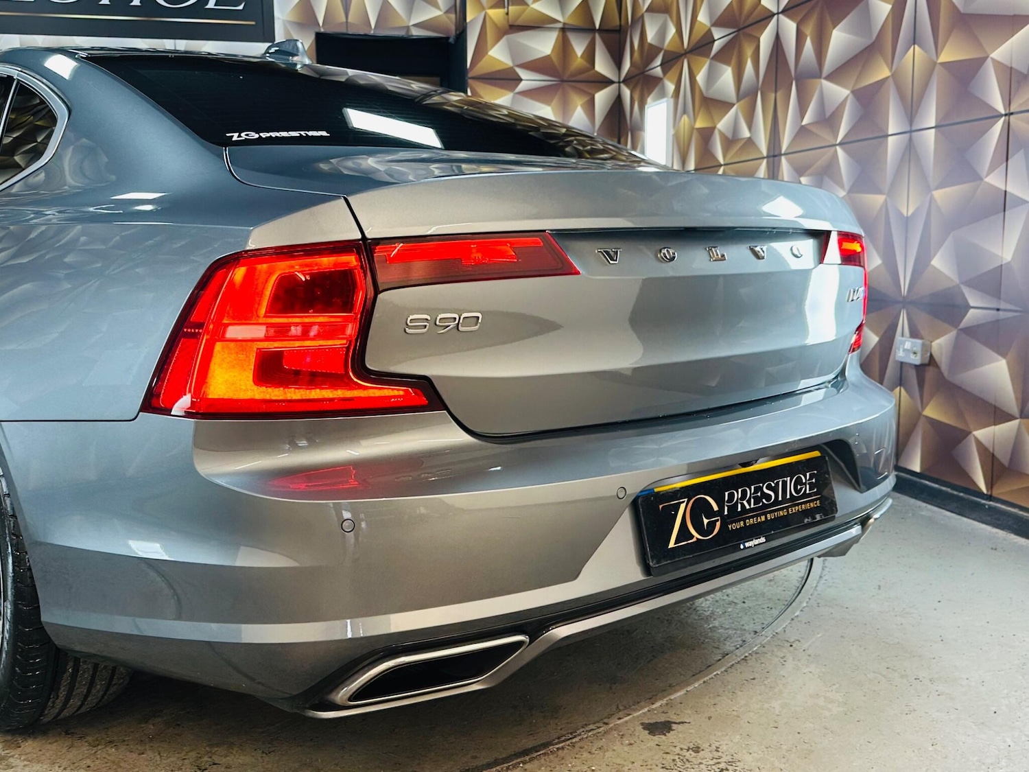 Used Volvo S90 2018 for sale - 76714831: Photo 35