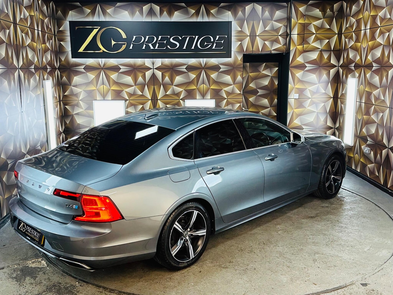 Used Volvo S90 2018 for sale - 76714831: Photo 7