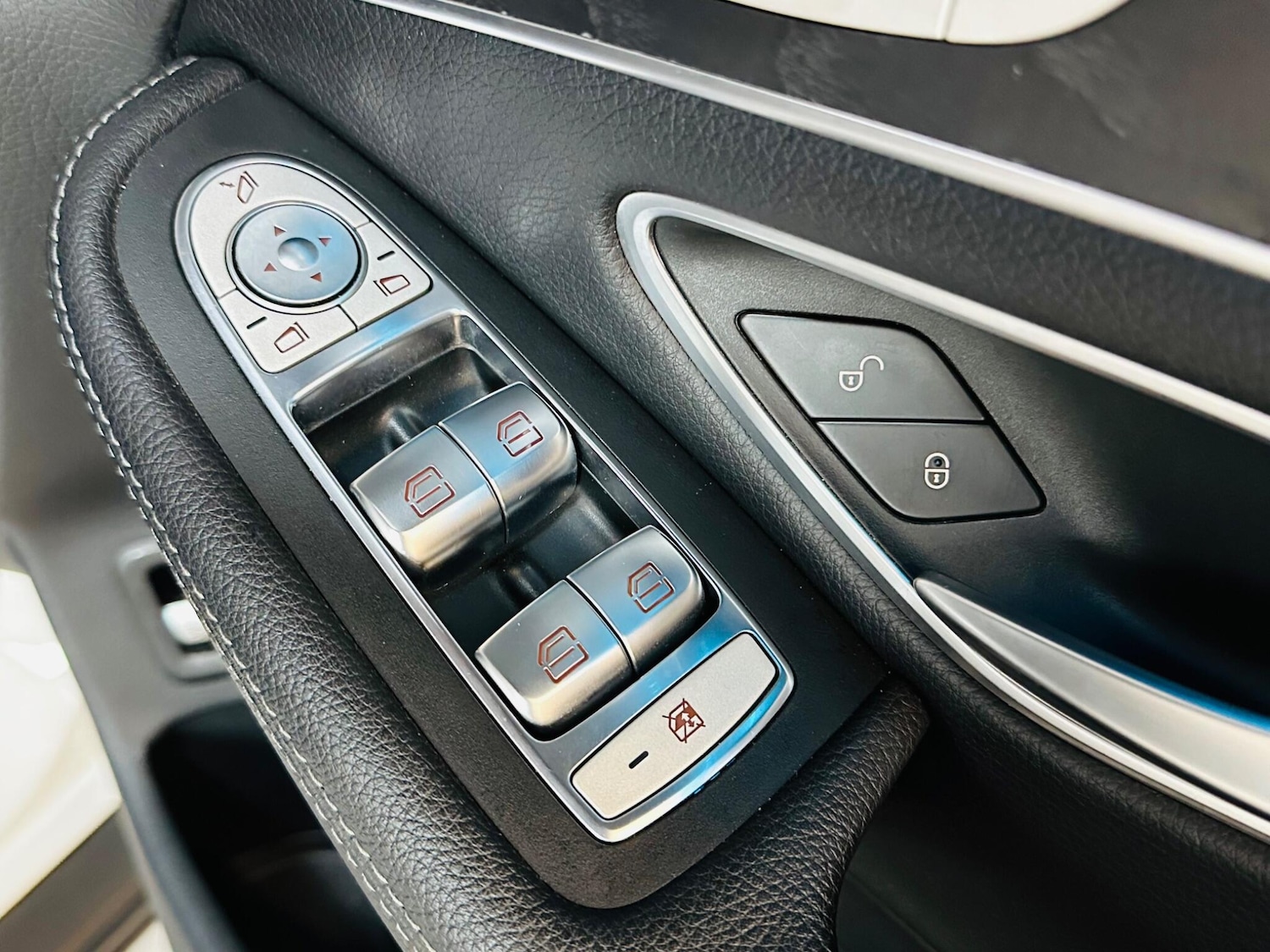 Used Mercedes-Benz GLC 2017 for sale - 76485588: Photo 66