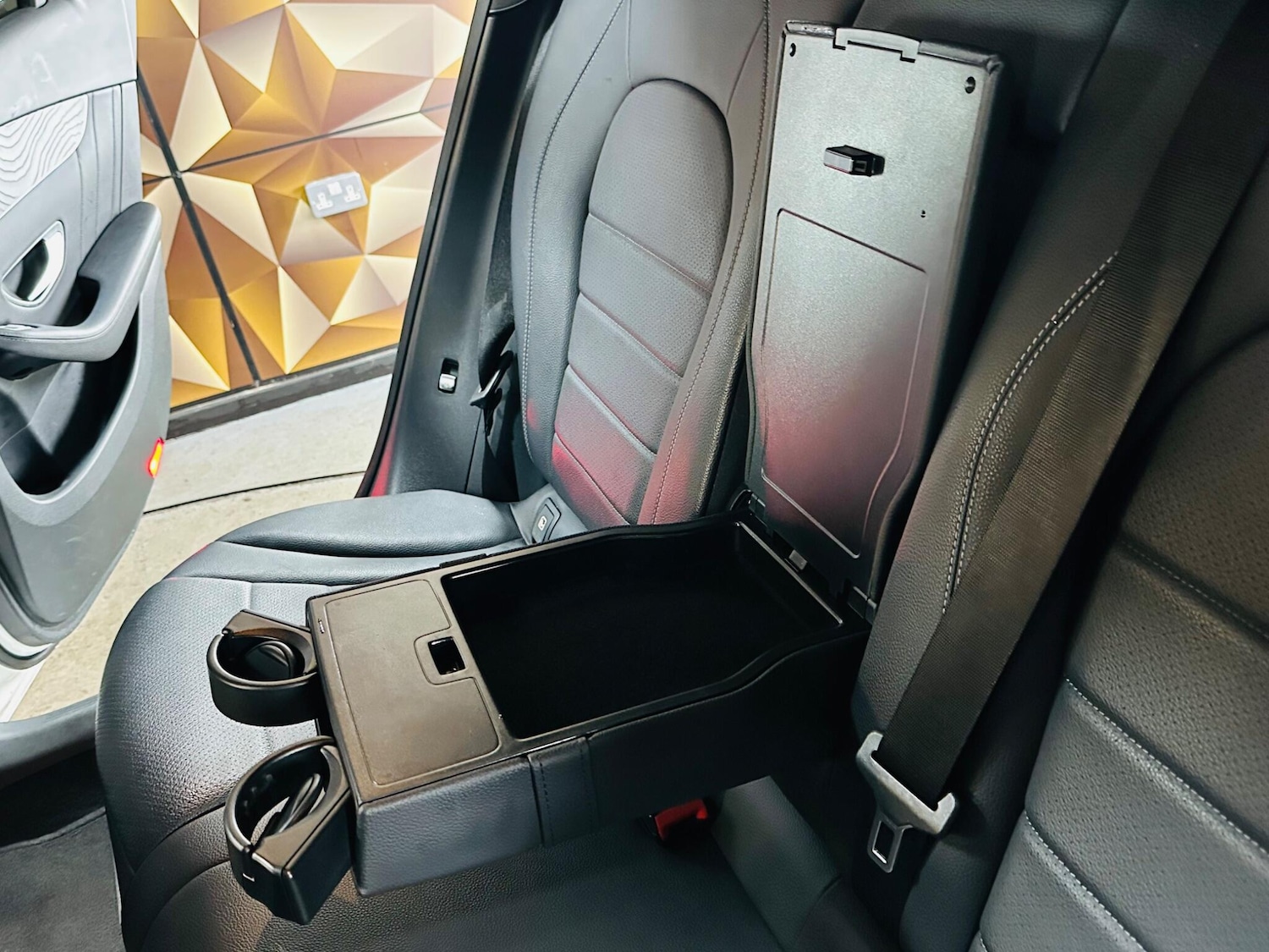 Used Mercedes-Benz GLC 2017 for sale - 76485588: Photo 67