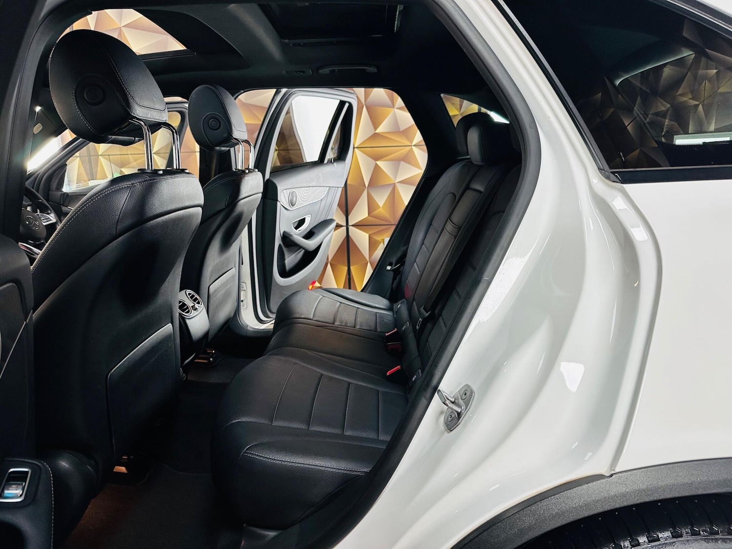 Used Mercedes-Benz GLC 2017 for sale - 76485588: Photo 69