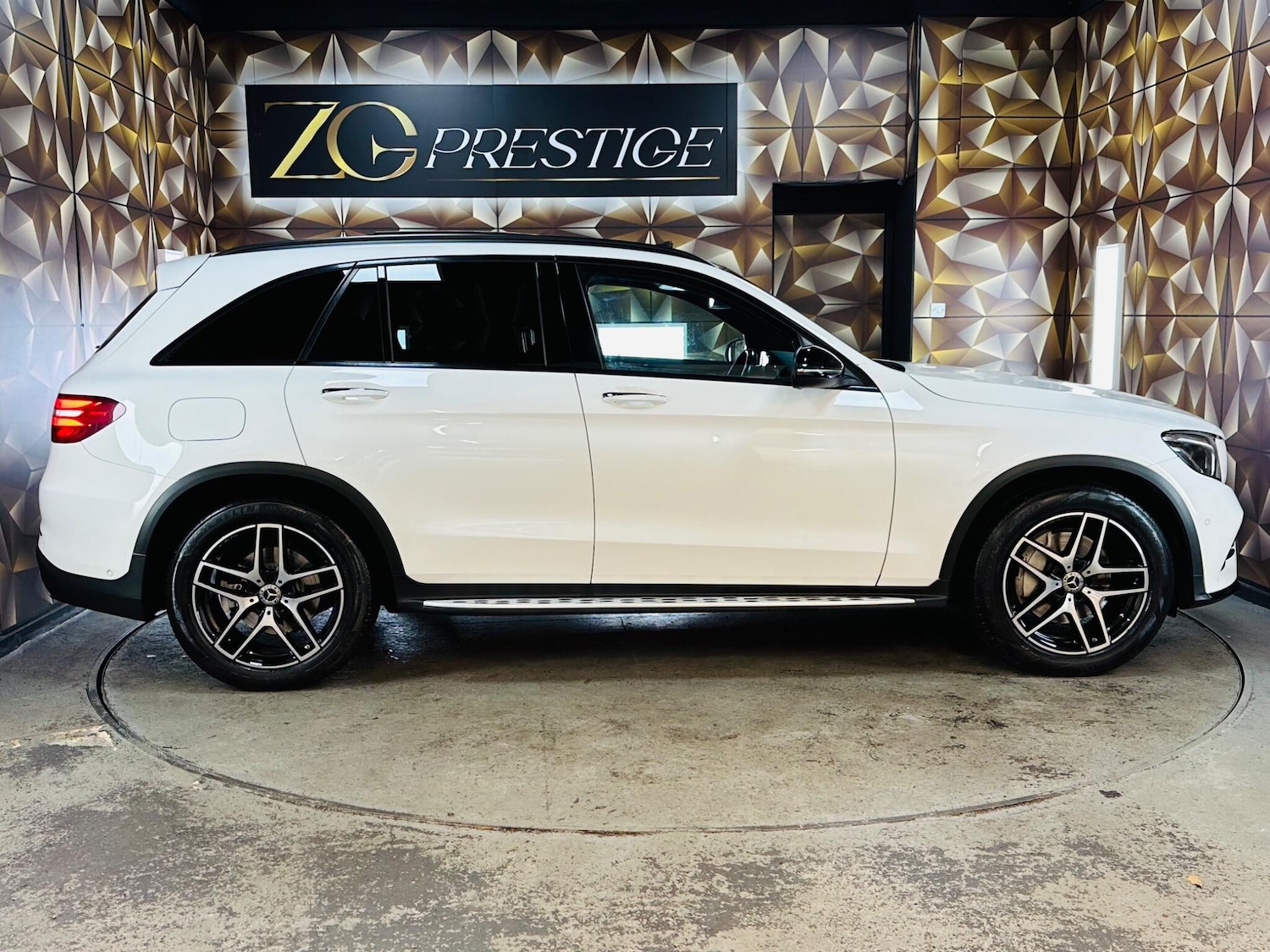Used Mercedes-Benz GLC 2017 for sale - 76485588: Photo 9
