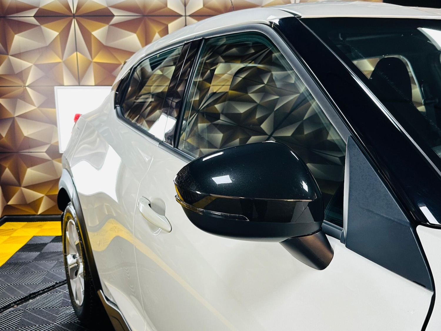 Used Nissan Juke for sale - 77537313: Photo 42