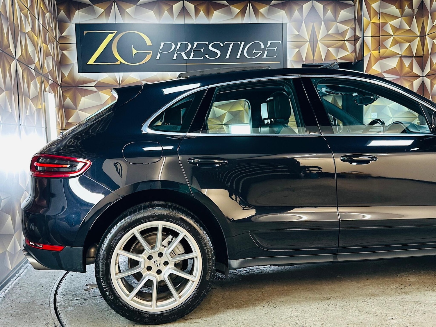 Used Porsche Macan 2015 for sale - 77400760: Photo 34