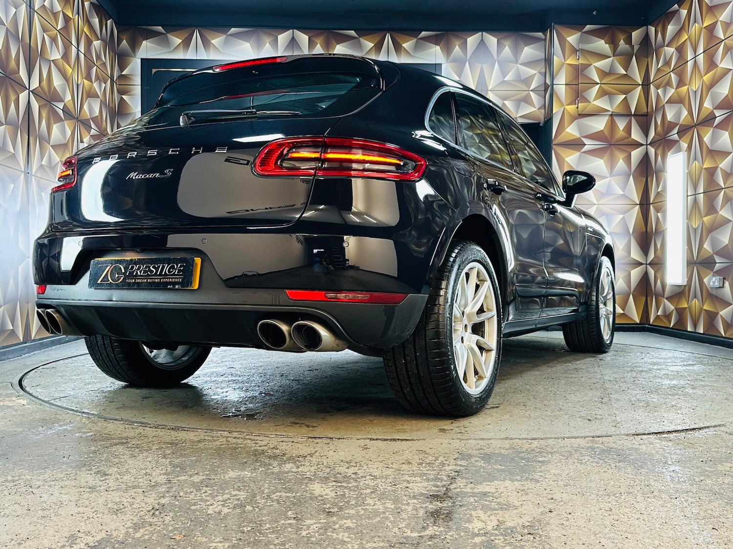 Used Porsche Macan 2015 for sale - 77400760: Photo 36