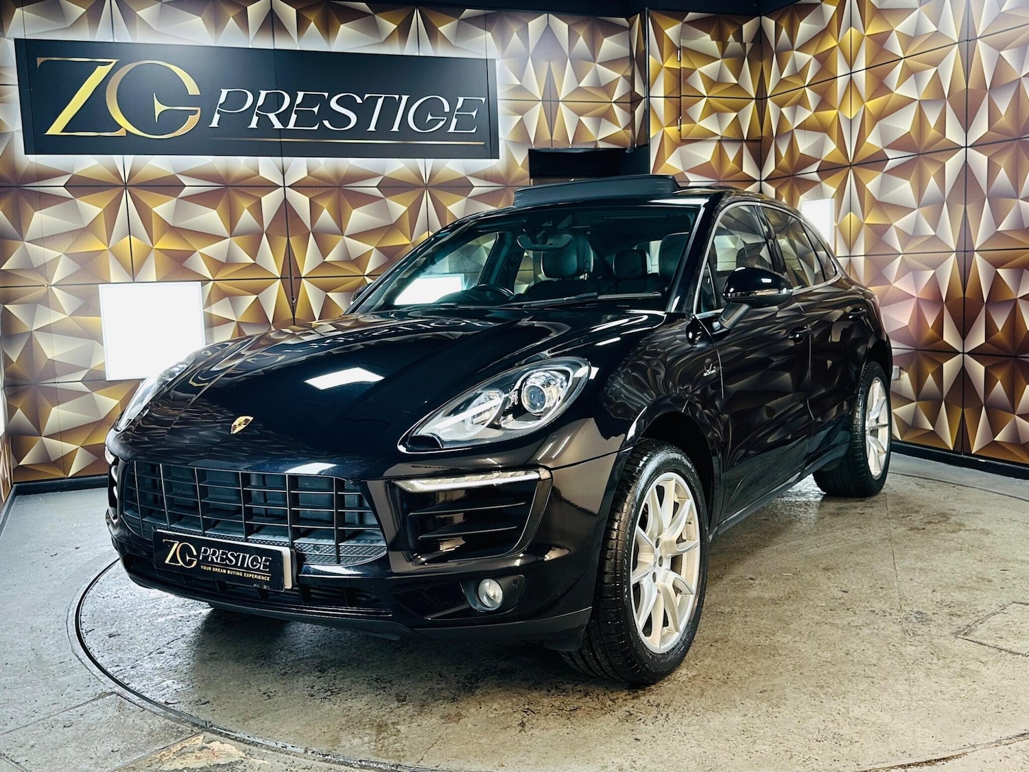 Used Porsche Macan 2015 for sale - 77400760: Photo 46