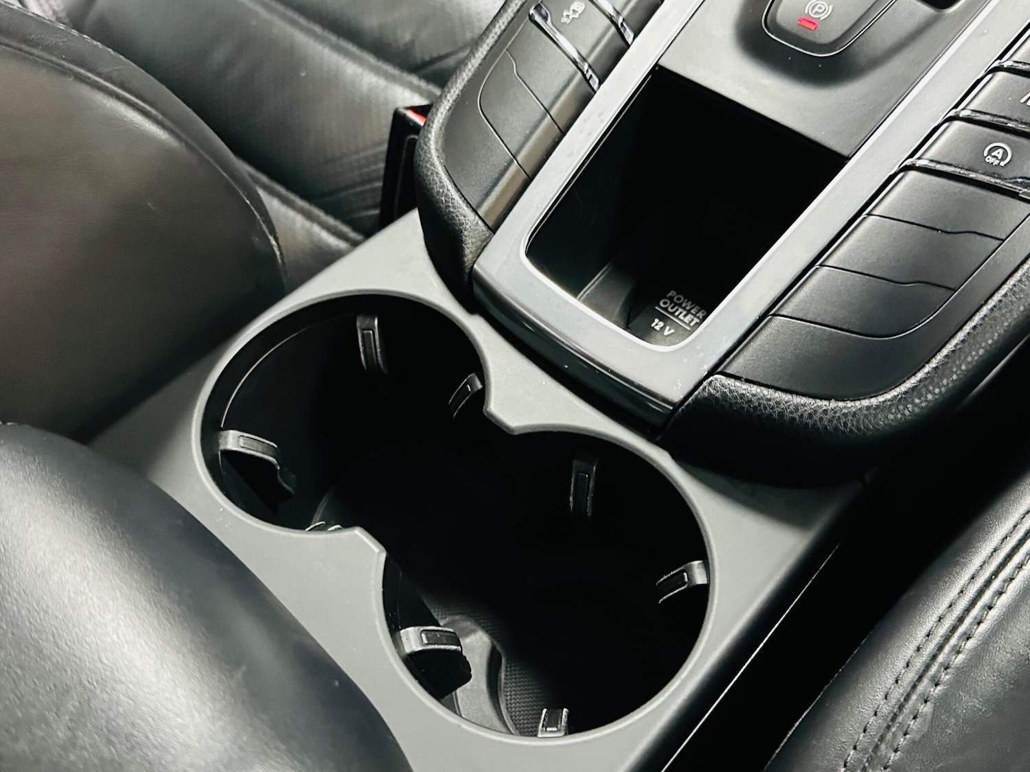 Used Porsche Macan 2015 for sale - 77400760: Photo 61