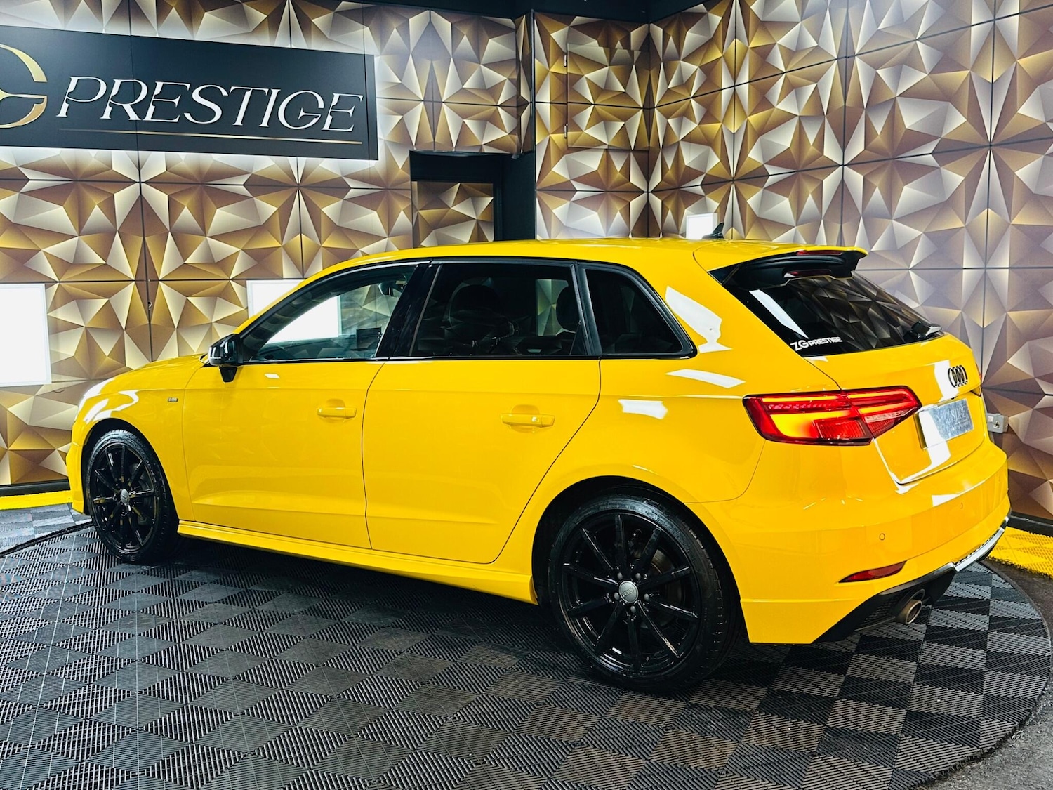 Used Audi A3 2018 for sale - 77425510: Photo 43