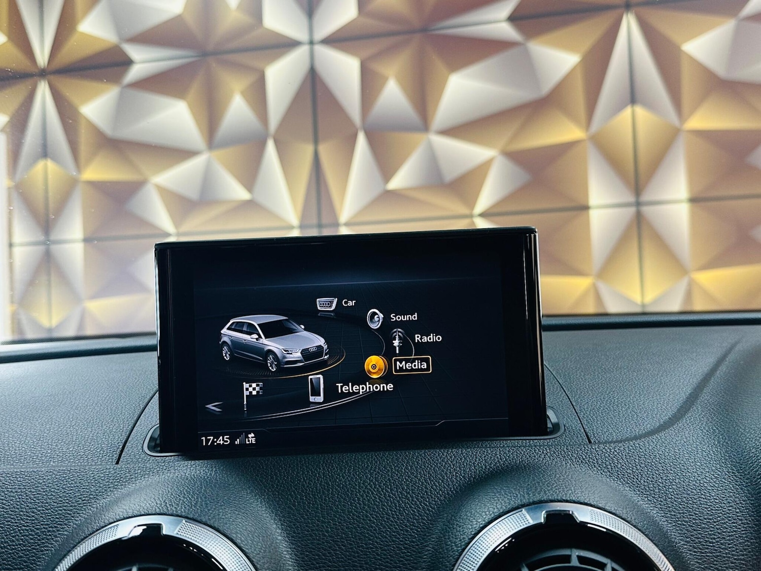 Used Audi A3 2018 for sale - 77425510: Photo 56