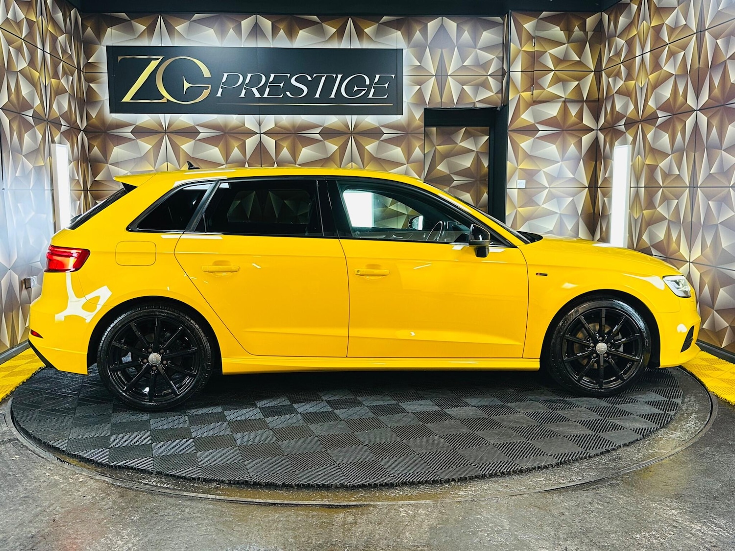 Used Audi A3 2018 for sale - 77425510: Photo 9