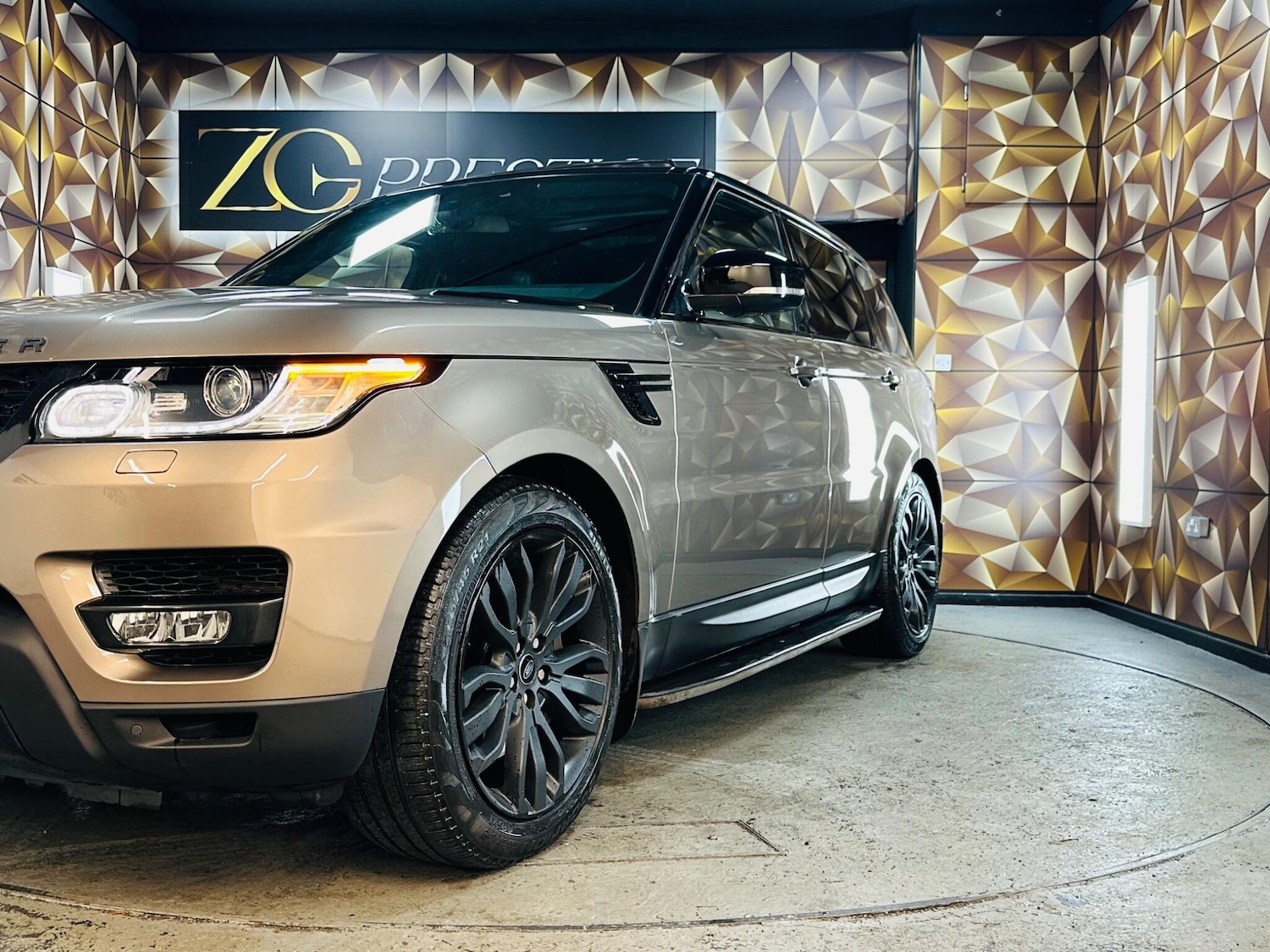 Used Land Rover Range Rover Sport 2016 for sale - 76485054: Photo 34