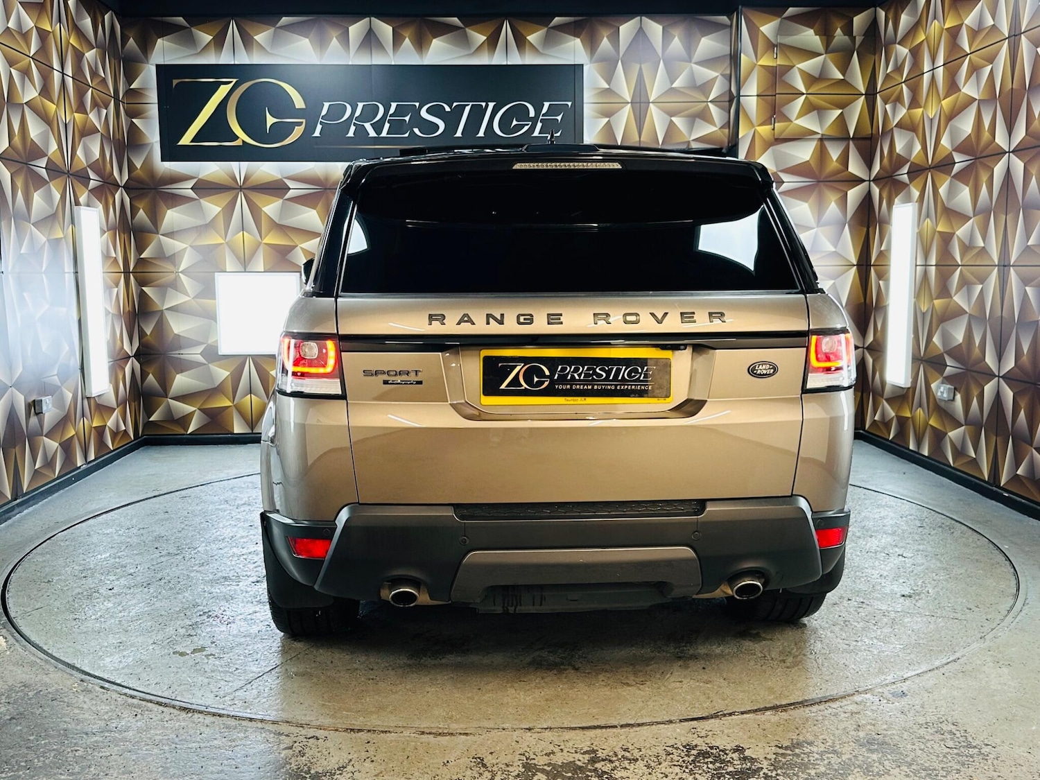 Used Land Rover Range Rover Sport 2016 for sale - 76485054: Photo 47