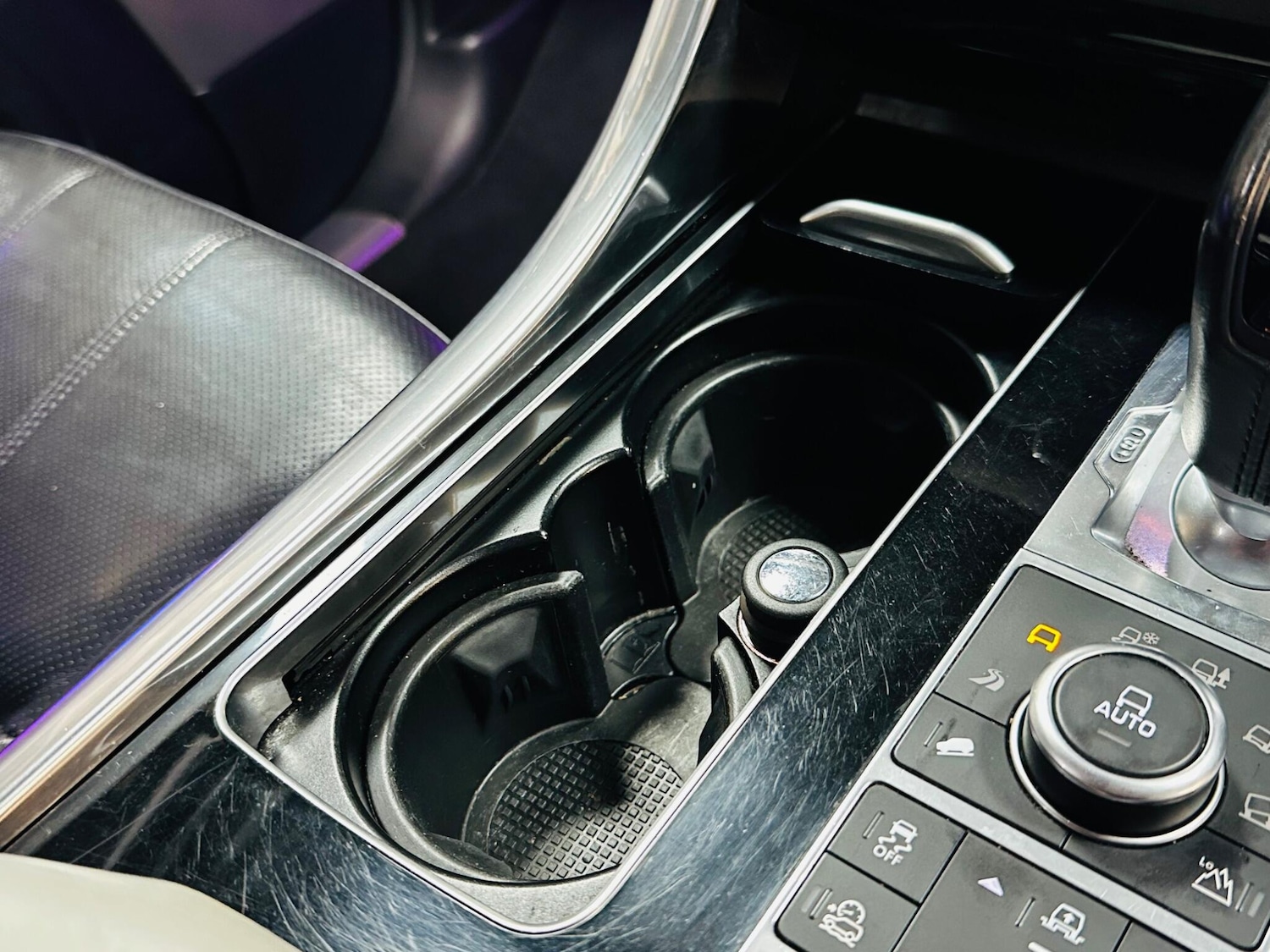 Used Land Rover Range Rover Sport 2016 for sale - 76485054: Photo 75