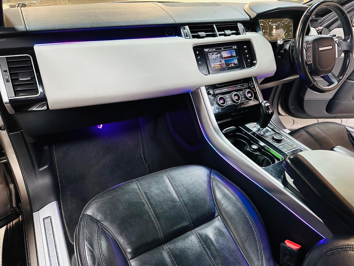 Used Land Rover Range Rover Sport 2016 for sale - 76485054: Photo 82