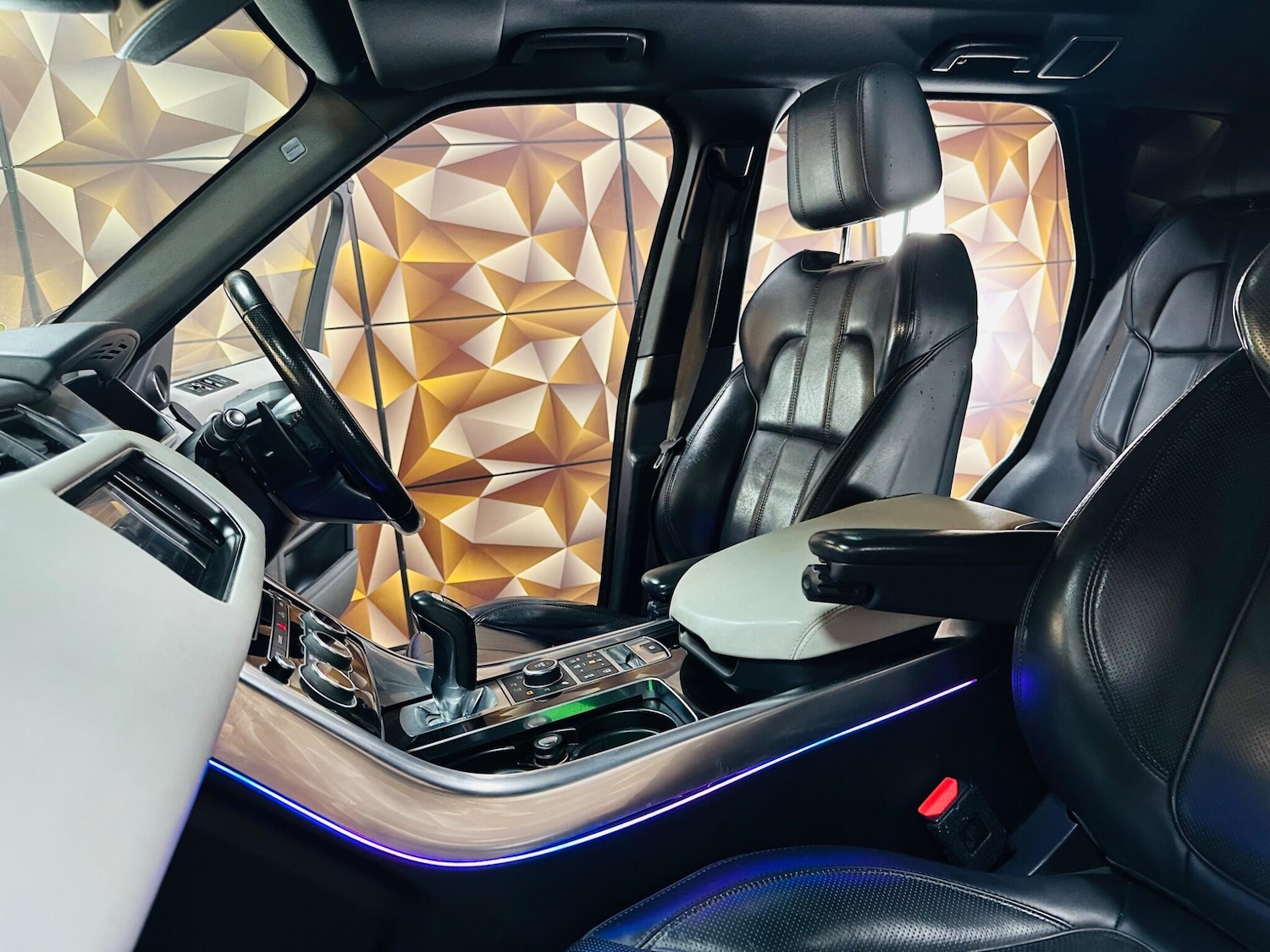 Used Land Rover Range Rover Sport 2016 for sale - 76485054: Photo 83