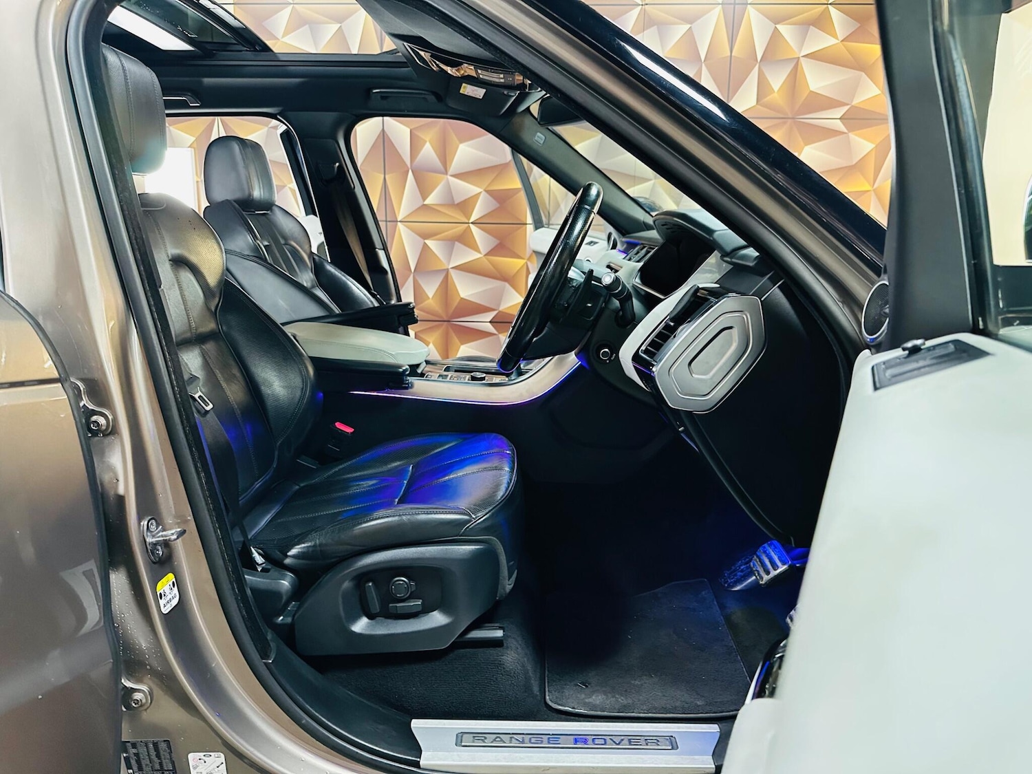 Used Land Rover Range Rover Sport 2016 for sale - 76485054: Photo 99