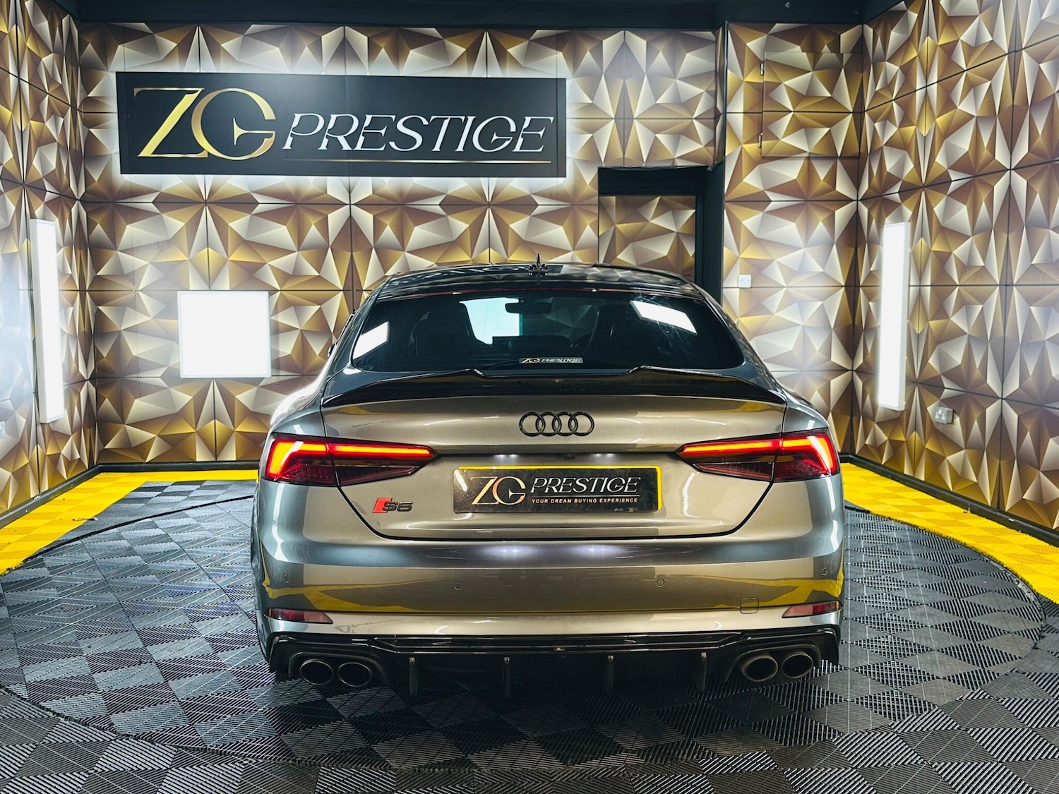 Used Audi A5 2017 for sale - 77255180: Photo 5