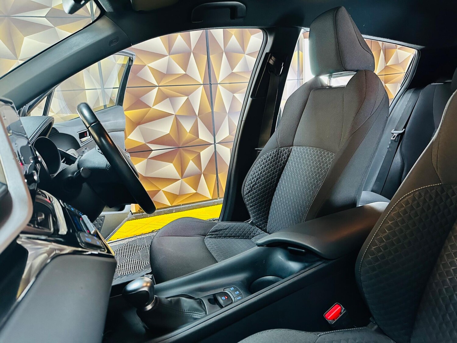 Used Toyota C-HR for sale - 78156738: Photo 10