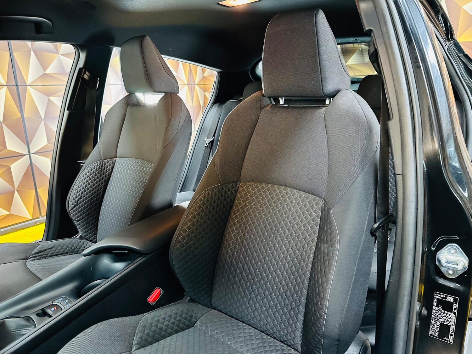 Used Toyota C-HR for sale - 78156738: Photo 14