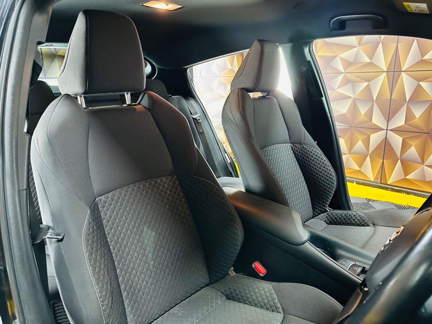 Used Toyota C-HR for sale - 78156738: Photo 18