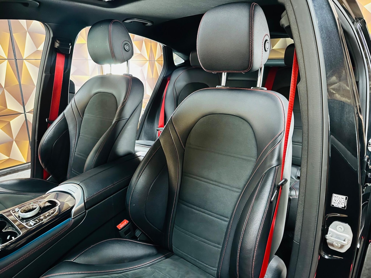 Used Mercedes-Benz GLC 2018 for sale - 76539150: Photo 18