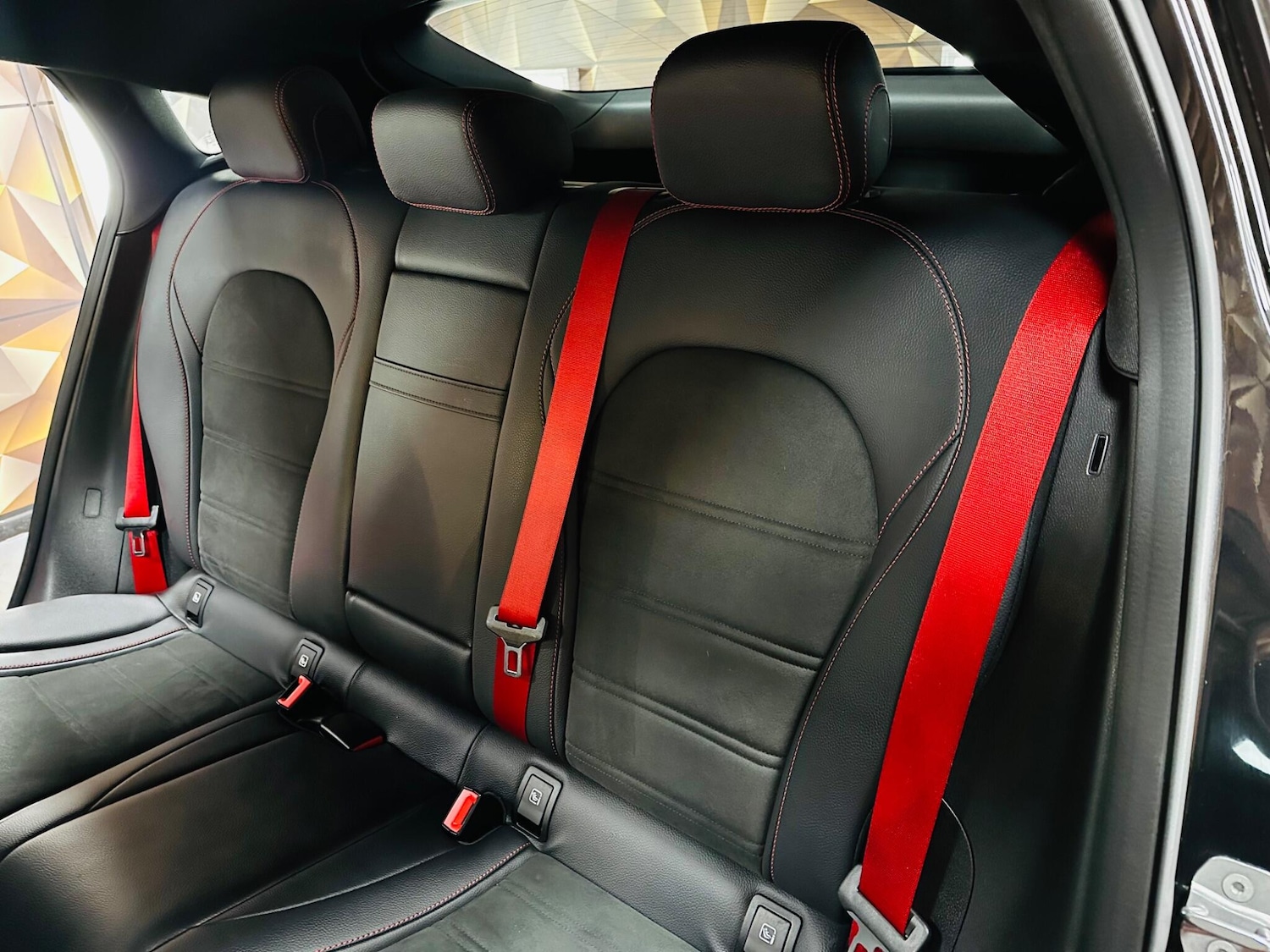 Used Mercedes-Benz GLC 2018 for sale - 76539150: Photo 22