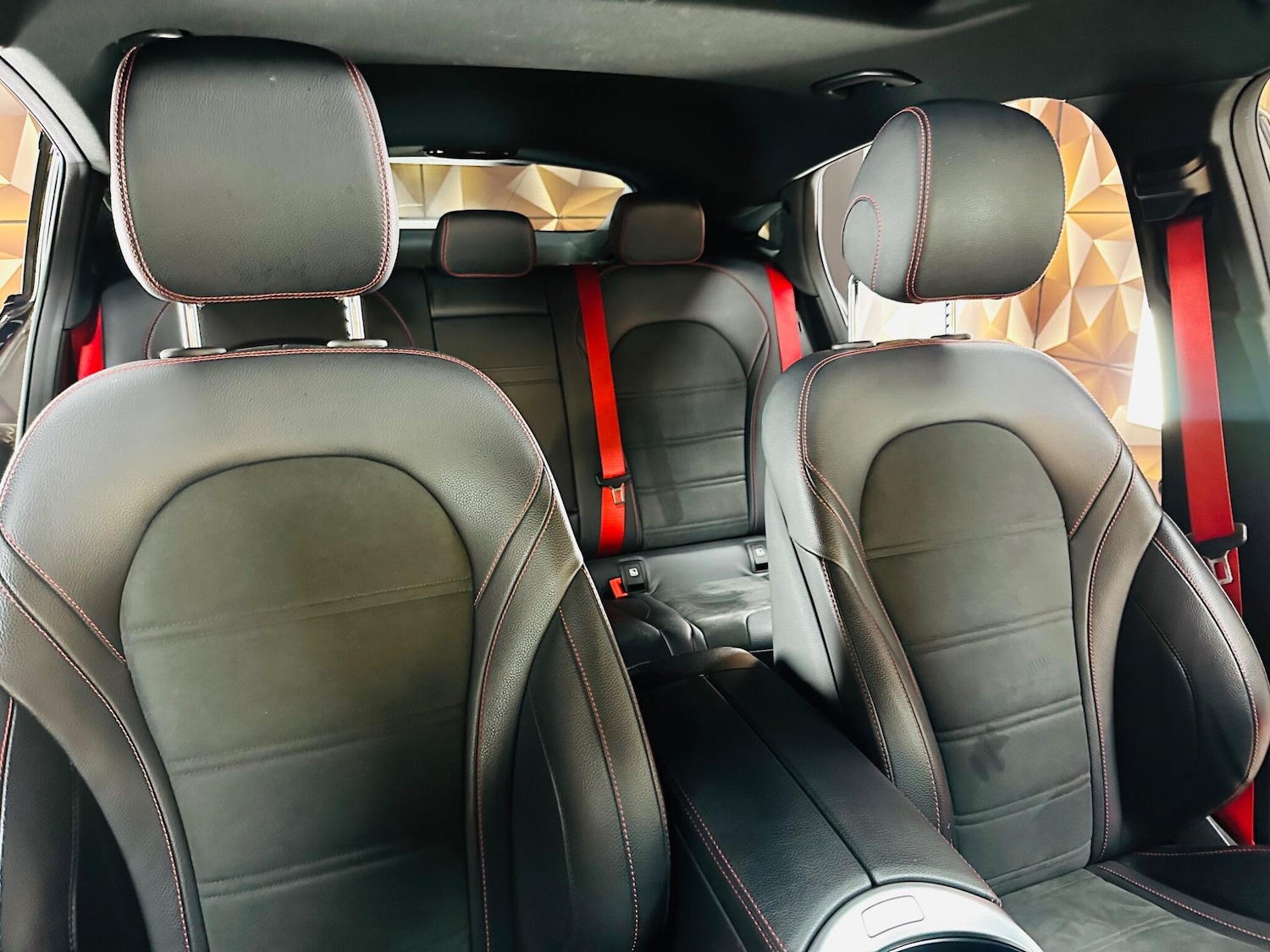 Used Mercedes-Benz GLC 2018 for sale - 76539150: Photo 30