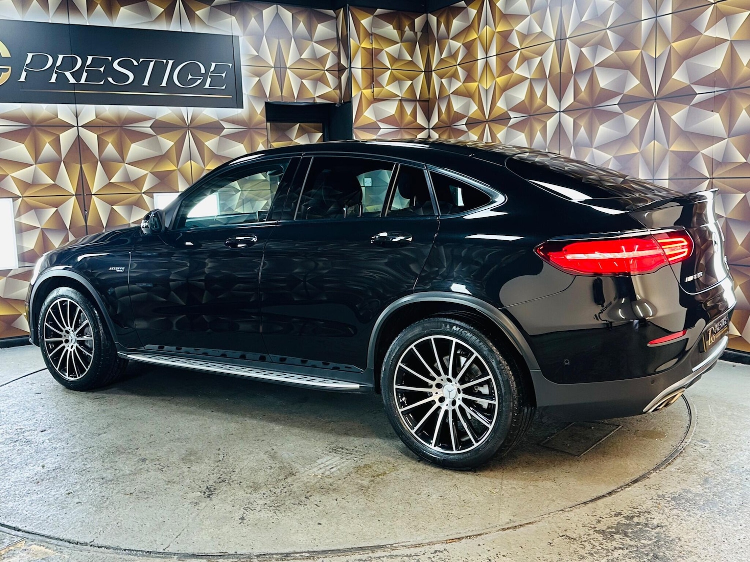 Used Mercedes-Benz GLC 2018 for sale - 76539150: Photo 35