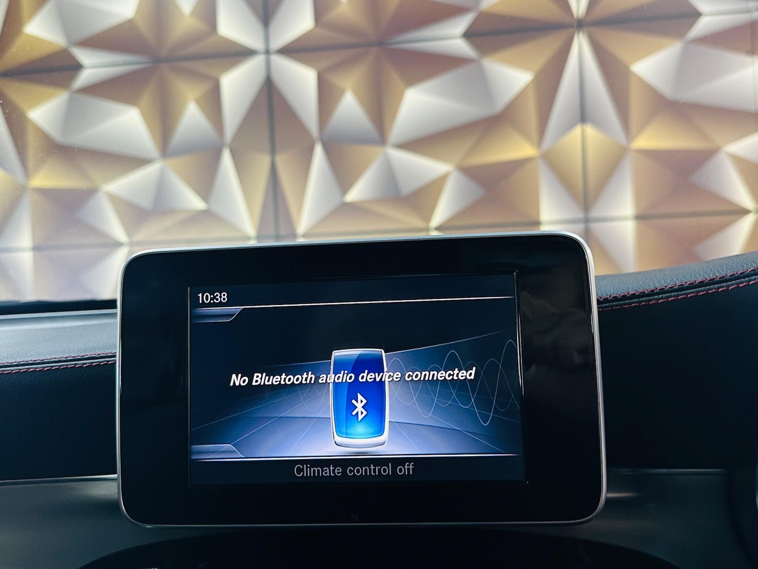 Used Mercedes-Benz GLC 2018 for sale - 76539150: Photo 56