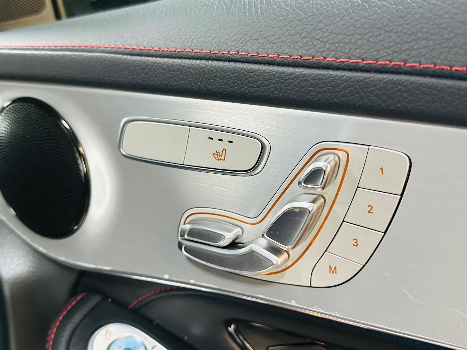 Used Mercedes-Benz GLC 2018 for sale - 76539150: Photo 57