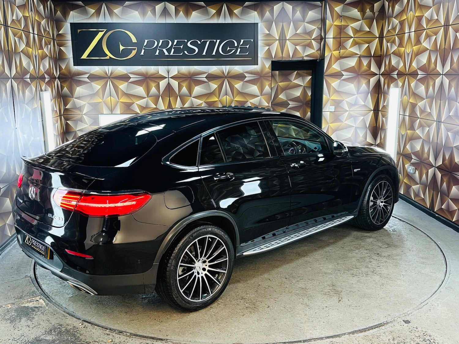 Used Mercedes-Benz GLC 2018 for sale - 76539150: Photo 7