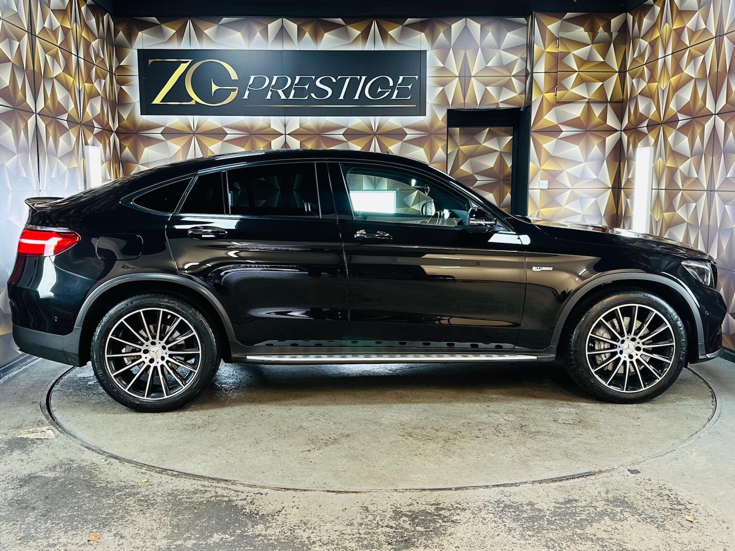 Used Mercedes-Benz GLC 2018 for sale - 76539150: Photo 9