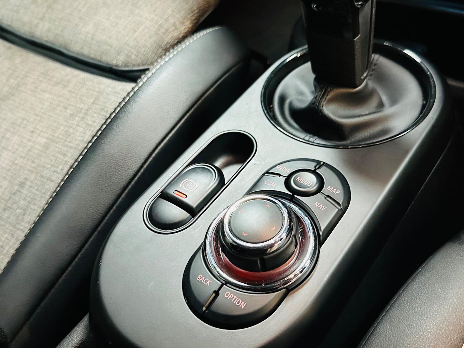 Used MINI Hatch 2022 for sale - 76992728: Photo 51